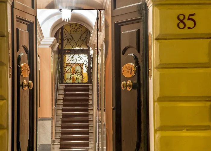 The At The Spanish Steps Prestige Collection - Mdr Penthouse
